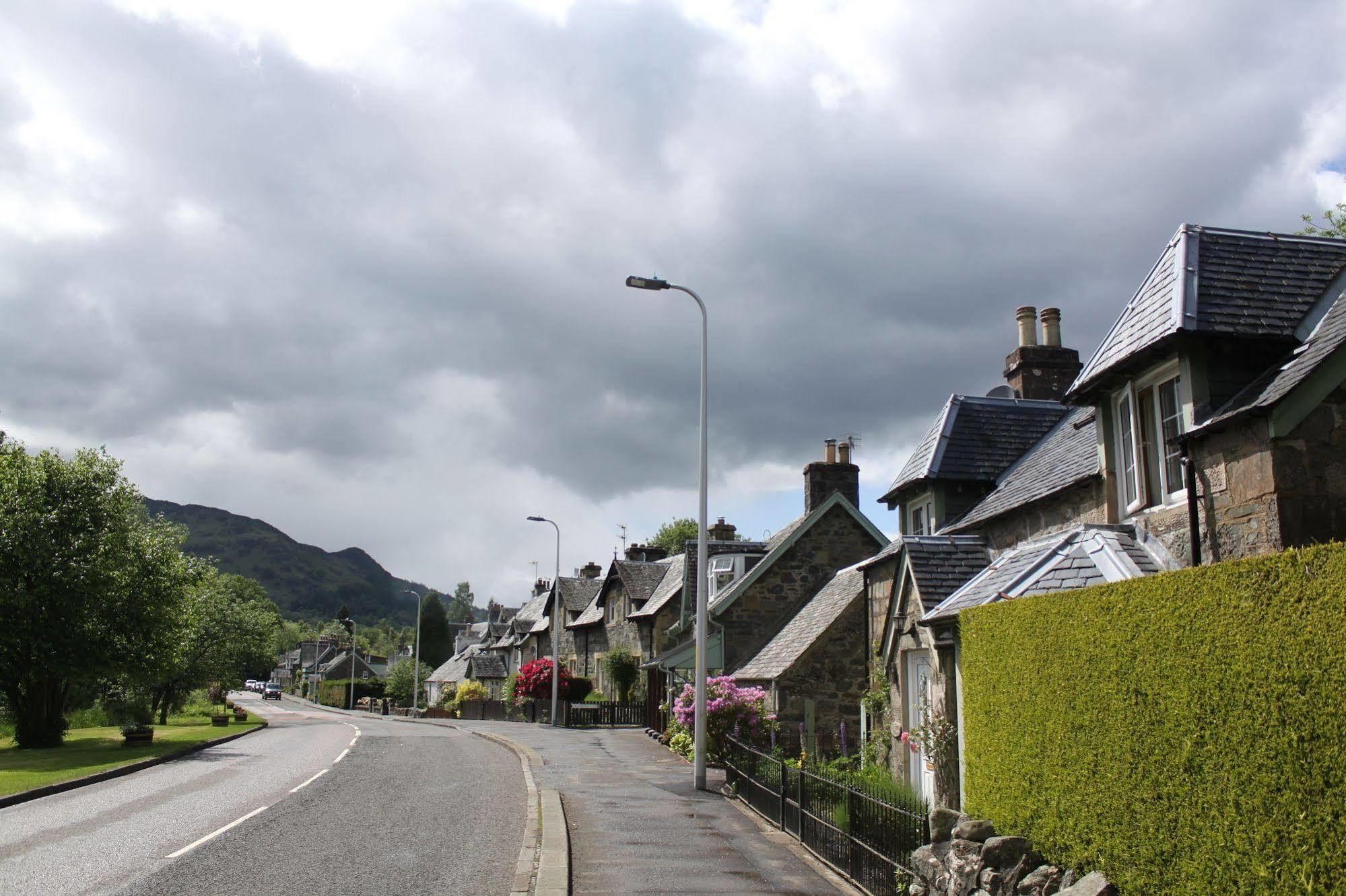 Glenalbyn Cottage St Fillans Exterior foto